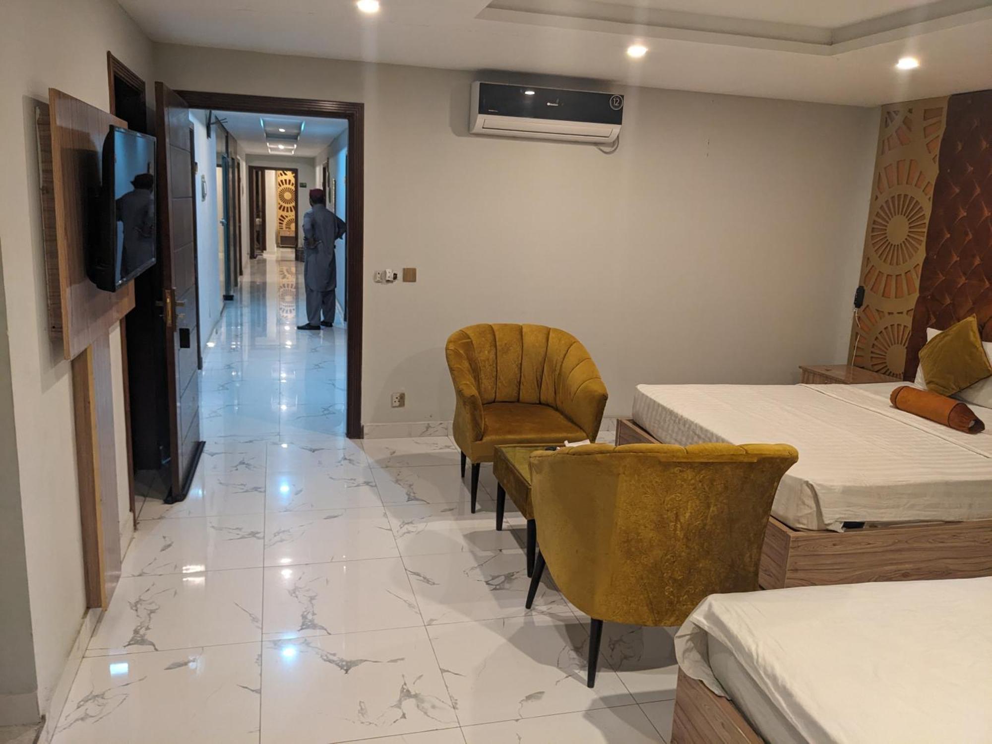 Nueva Hotel Ісламабад Екстер'єр фото