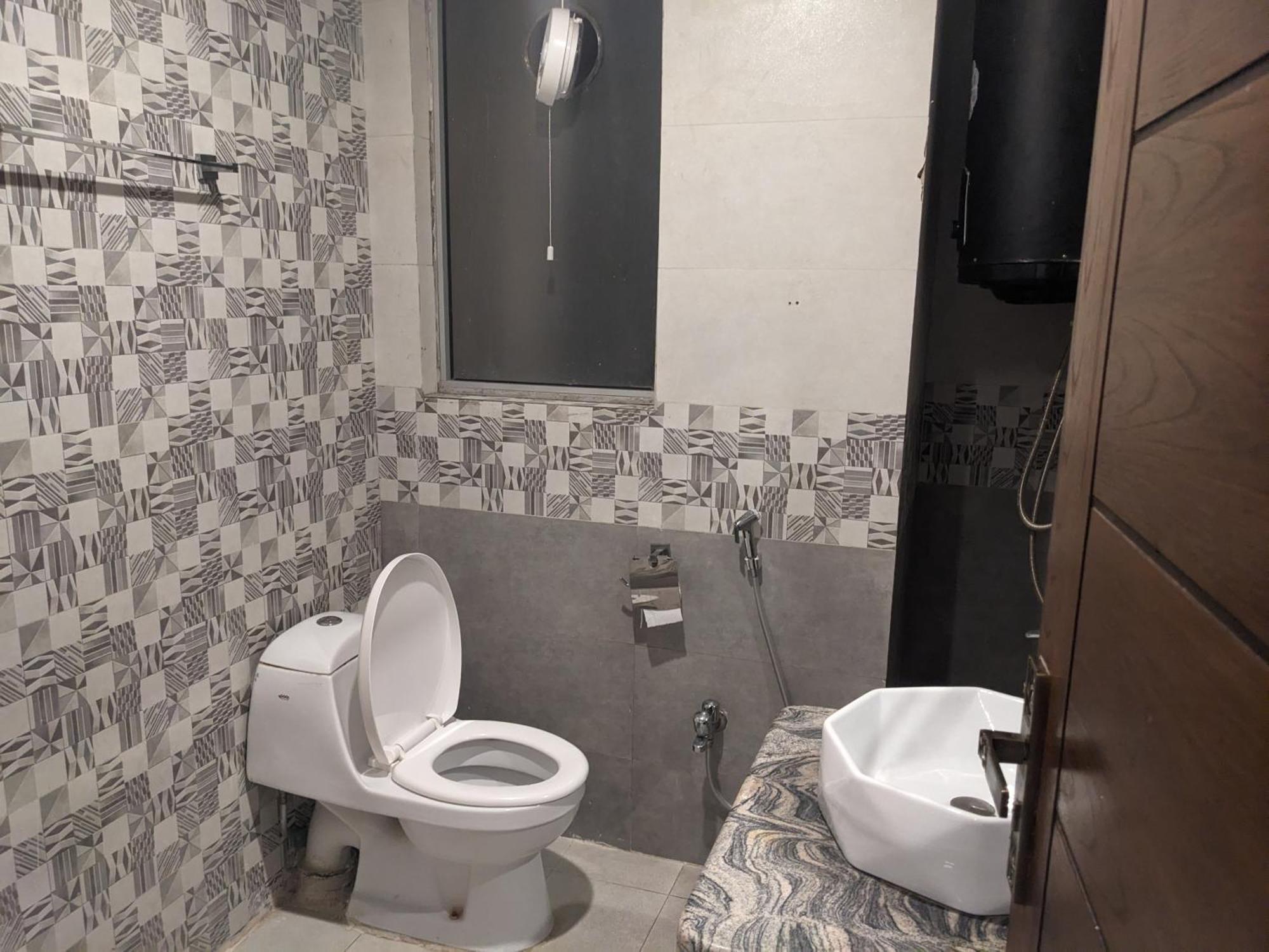 Nueva Hotel Ісламабад Екстер'єр фото